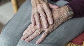 Hausse importante du nombre de parkinsoniens d’ici 2030 Parkinson maladie vieillesse senior vieillissement population