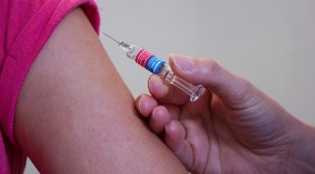 Efficacité confirmée des vaccins contre les papillomavirus vaccin papillomavirus efficace cancer lésion précancéreuse col utérus femme
