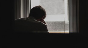 Burn-out, les médecins ne sont pas épargnés médecin burn-out dépression santé psychologie relation patient stress