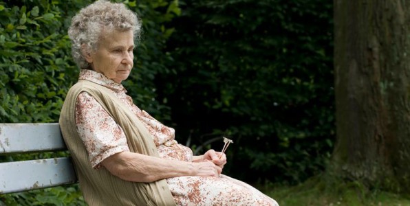 La maladie de Parkinson apparat gnralement entre 40 et 70 ans.