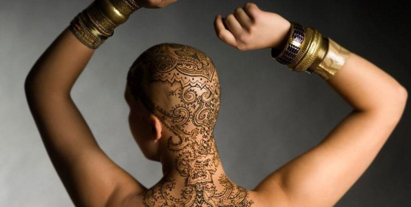 Henna Heals : du henné pour faire face à la perte de cheveux Photo courtesy of Frances Darwin/Henna Heals