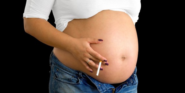 fumer grossesse; adn foetus altrations 