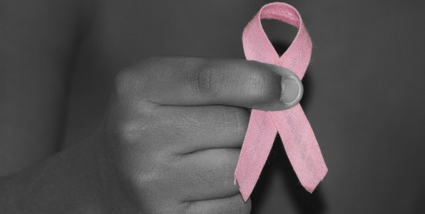 Le Palbociclib, un traitement contre le cancer du sein, ouvre de nouvelles perspectives prometteuses.