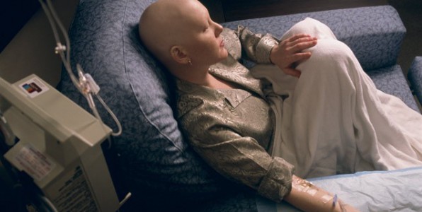 L'arr�t du travail est une difficult� suppl�mentaire pour les malades du cancer.