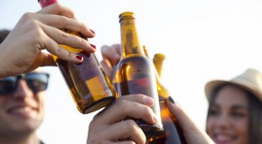 Les Fran�ais consomment beaucoup d'alcool