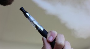 e-cigarette cigarette lectronique vapoteuse vaporette vapotage vapoter publicit interdiction requte annulation