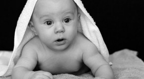 Plagioc�phalie syndrome t�te plate b�b�s b�b� dos couchage cr�ne