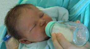 Don de lait maternel, une pratique populaire, mais à risque don lait maternel pratique enfant santé