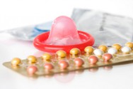 contraception implant pilule gates MIT